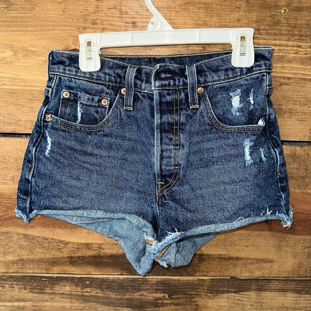 Levi-s Women's Blue and Navy Shorts